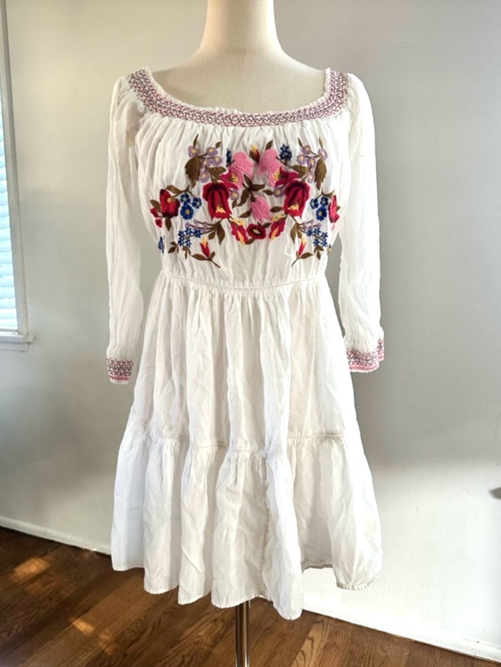 Free People Embroidered Boho Tunic Dress Smocked Neck Flowy Peasant Top White L